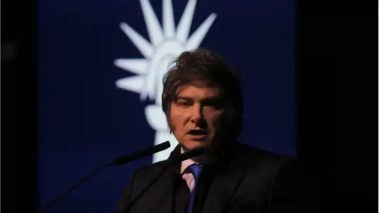 MILEI BLOQUEA EL FINANCIAMIENTO UNIVERSITARIO Y LOS RECURSOS AL GARRAHAN