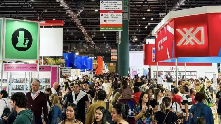EDICIÓN 50: LA FERIA DEL LIBRO ANUNCIA NUEVA IMAGEN, FECHAS Y PAÍS INVITADO