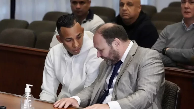 EL JUGADOR SEBASTIÁN VILLA QUEDÓ LIBRE DE CARGOS EN LA CAUSA POR ABUSO SEXUAL